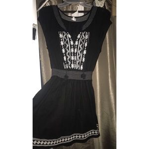 Black and white smock dress